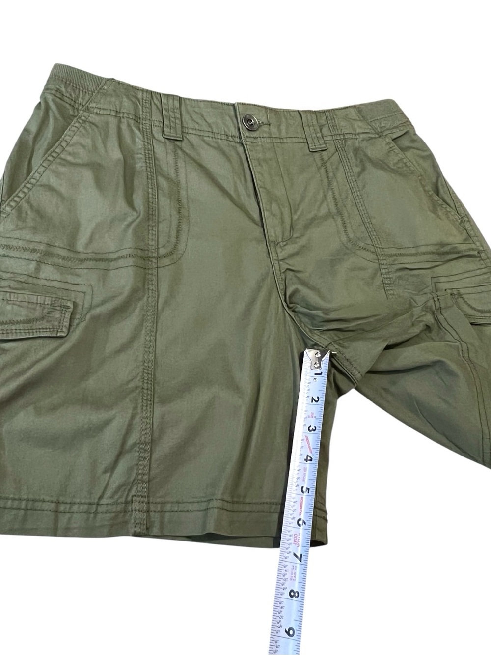 Style & Co. Women's Mid-Rise Comfort-Waist Cargo Shorts, Color Olive, Size 12 - Picture 4 of 12